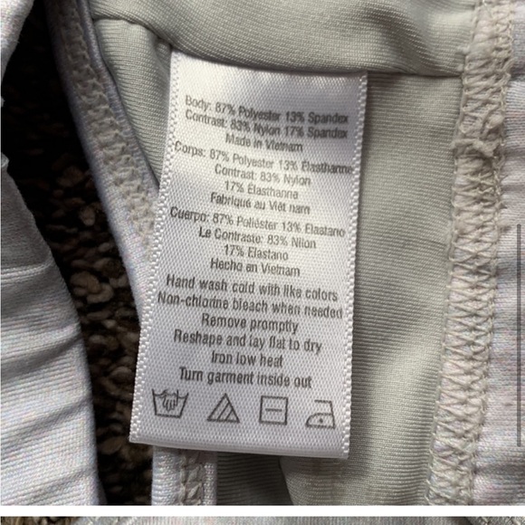 ALO Goddess Sportsbra - Picture 7 of 7